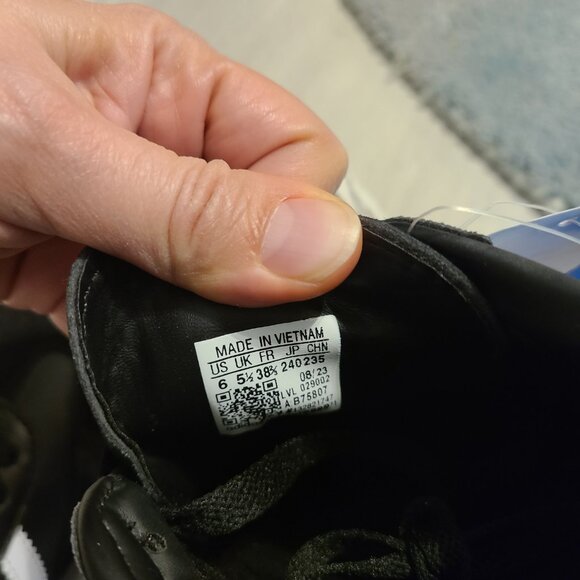 Adidas Samba Shoes 7 7.5 women us 6 men black white 3 stripes og gazelle spezial - Picture 2 of 3